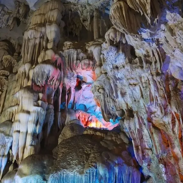 HANOI – HA LONG BAY – SAPA – HA NOI