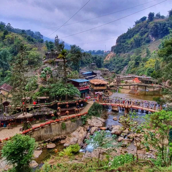 Sapa 2 Days Trekking with Mao's