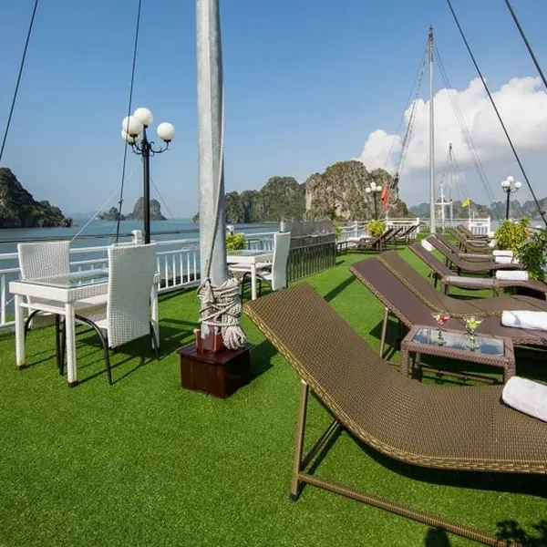 5-Day Exploring Hanoi & Halong Bay		