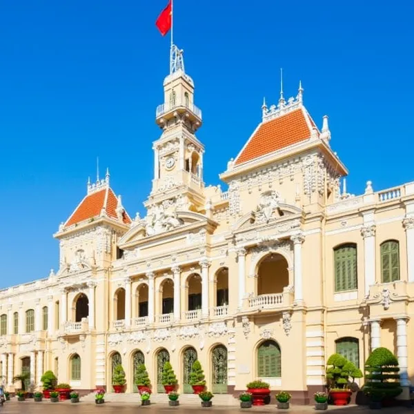 KHÁM PHÁ 6 NGÀY Ở VIỆT NAM