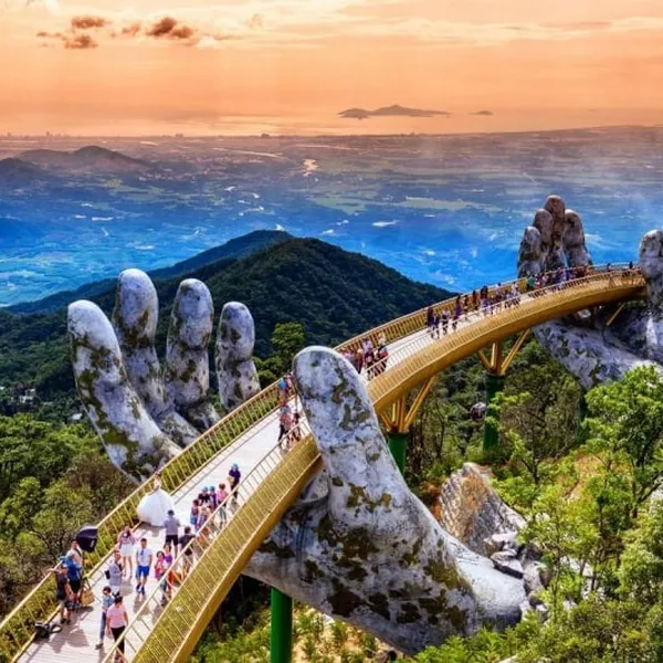 MIỀN NAM VIỆT NAM VỚI BÃI BIỂN ĐẸP Ở MŨI NÉ