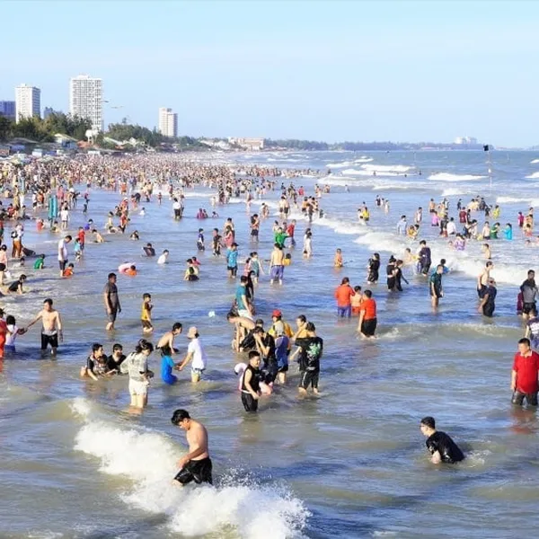 7-DAY VIETNAM DISCOVERY WITH BEACH BREAK IN VUNG TAU