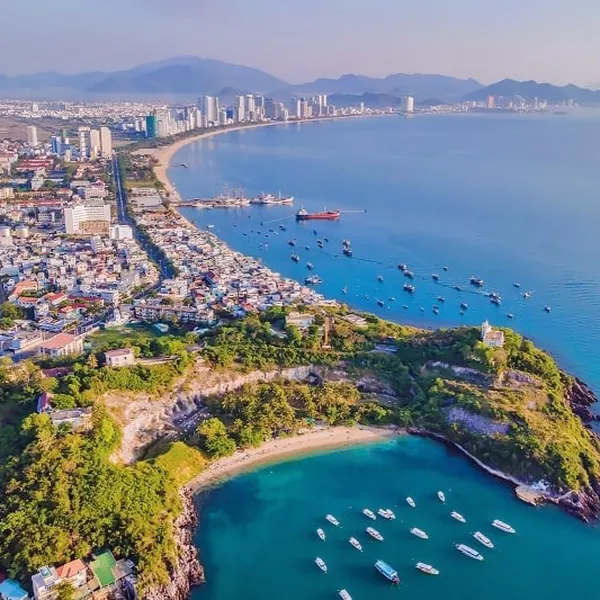 KỲ NGHỈ VIỆT NAM ĐẦY CẢM HỨNG VỚI KỲ NGHỈ DƯỠNG BÃI BIỂN Ở NHA TRANG