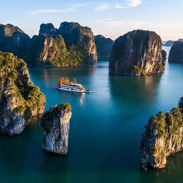BAI TU LONG 2 DAY CRUISE