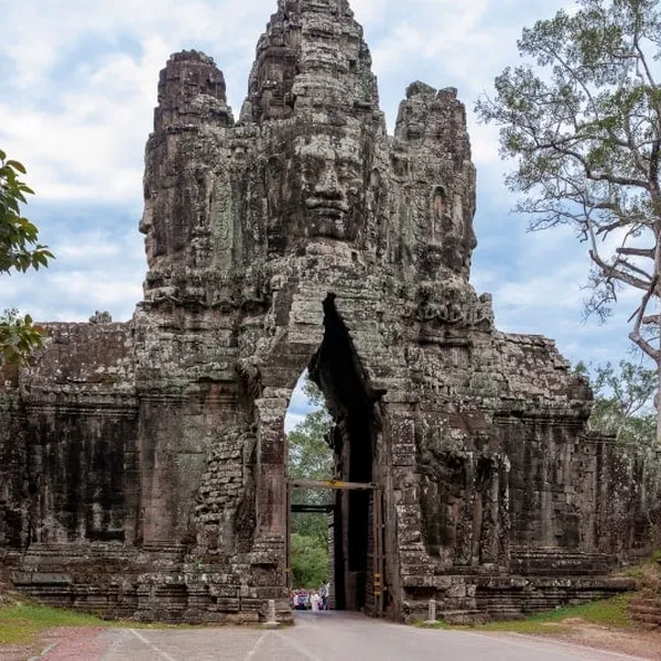 TOUR NHÓM: 11 NGÀY SIEM REAP – HÀ NỘI – ĐÀ NẴNG