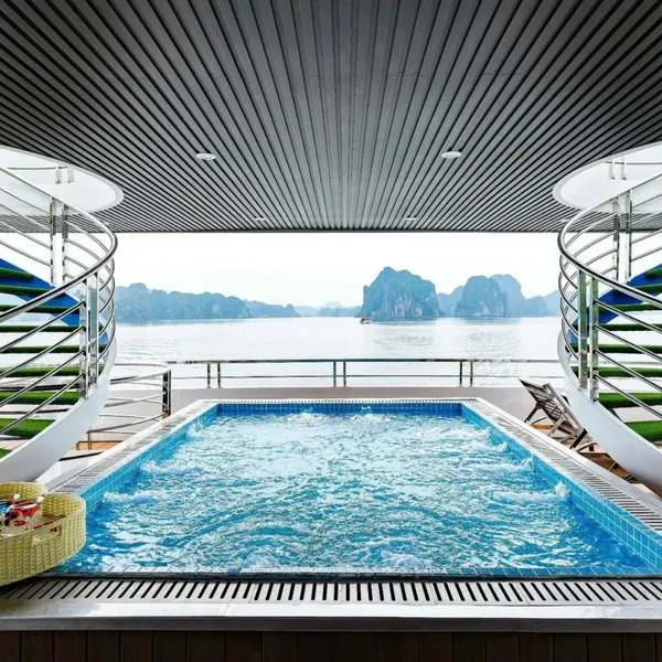 HERCULES PREMIUM 5 STARS CRUISE 1 DAY