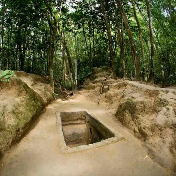 HO CHI MINH - CU CHI SHOPPING (3 Days 2 Nights)