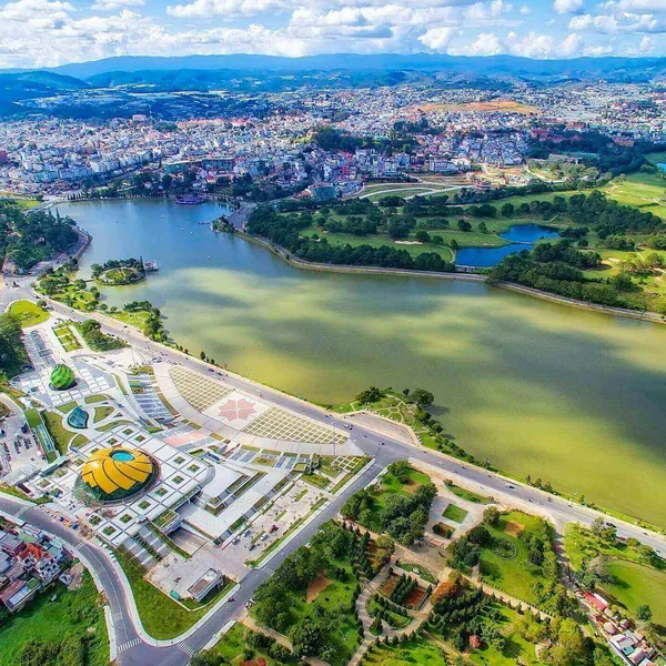 HO CHI MINH – CUCHI – DALAT – MUI NE BEACH (4 Days 3 Nights)