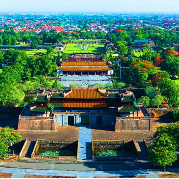 Hue City Tour “Ancient Memories – Culinary Quintessence”