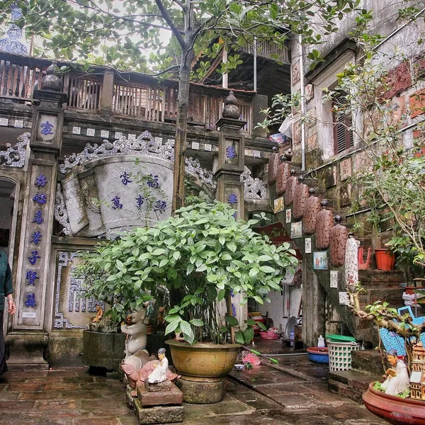 Bat Trang, Incense & hat macking village full day