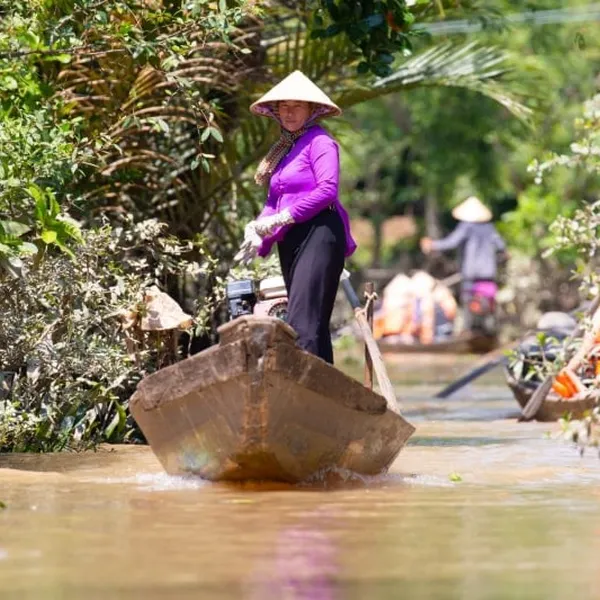 CHUYẾN ĐI TRĂNG MẬT SANG TRỌNG VỚI VIỆT NAM