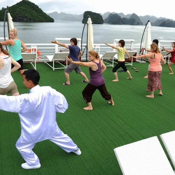 North and Central Vietnam Tour in 5 Days 		