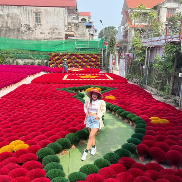 Bat Trang, Incense & hat macking village full day