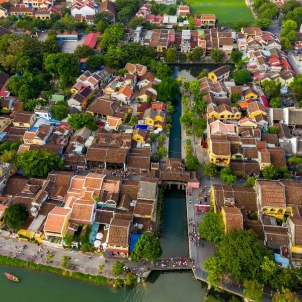 MIỀN NAM VÀ TRUNG VIỆT NAM