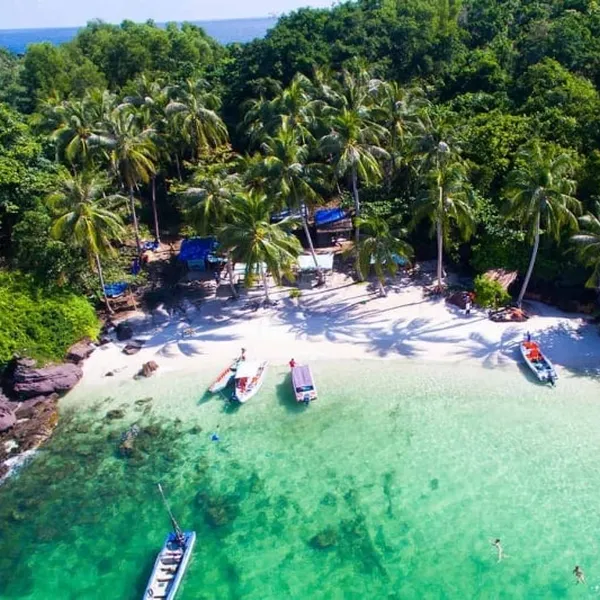 SOUTH OF VIETNAM WITH SUNNY HEAVEN IN PHU QUOC ISLAND