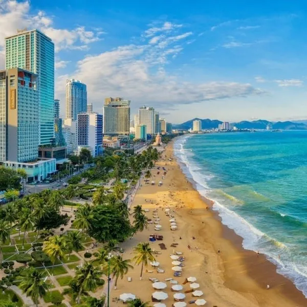 KỲ NGHỈ VIỆT NAM VỚI KỲ NGHỈ BIỂN Ở NHA TRANG