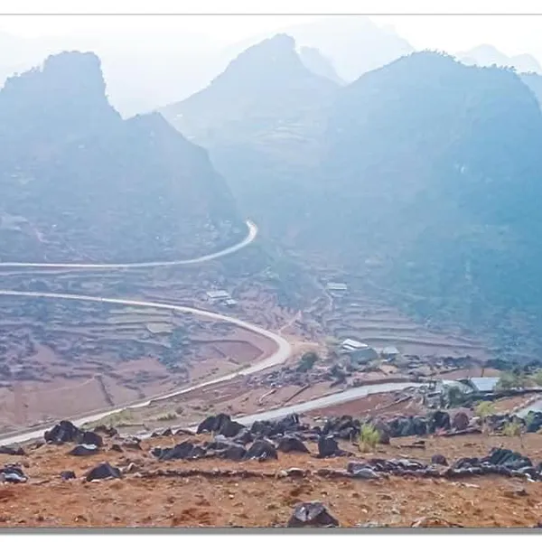 Tour Hà Giang 4 Ngày 3 Đêm - Hmong Village ( Ô tô)
