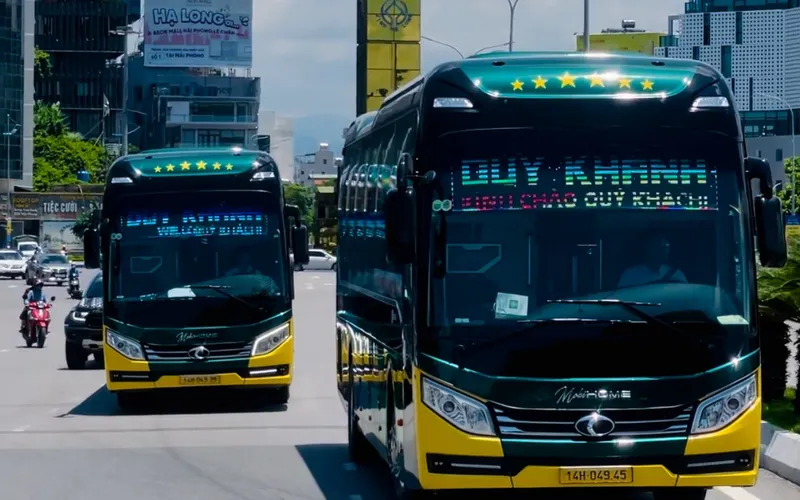 Limousine Go To Da Nang