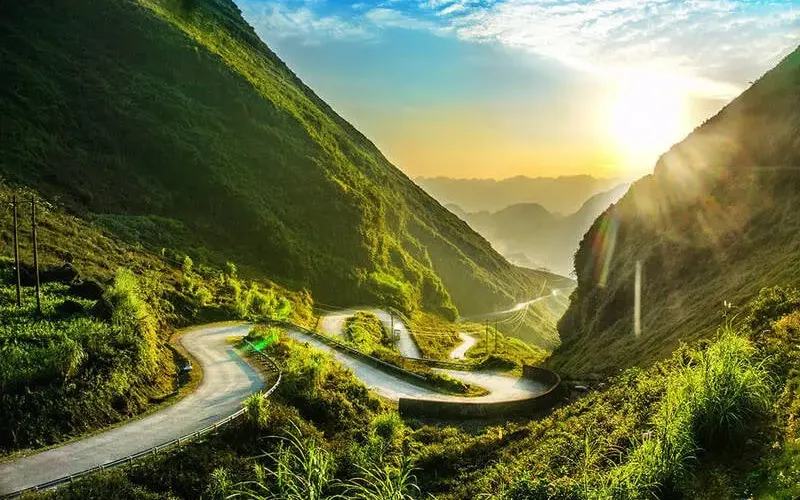 Tour Hà Giang - Thác Bản  Giốc - Hồ Ba Bể 6 Ngày 5 Đêm