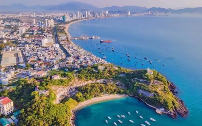 Group Tour: North and Central Vietnam with Beach Holidays