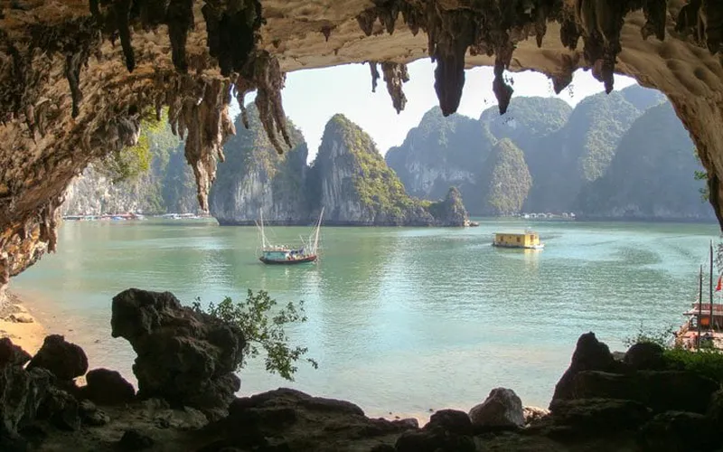 HALONG EXCURSION 1 DAY TOUR ON LUXURY CRUISE