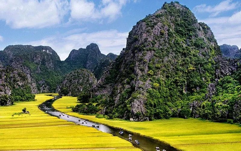 HA NOI - INCENSE VILLAGE - HOA LU -TAM COC (Daily – Full day)