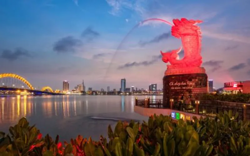 MIỀN NAM VÀ TRUNG VIỆT NAM