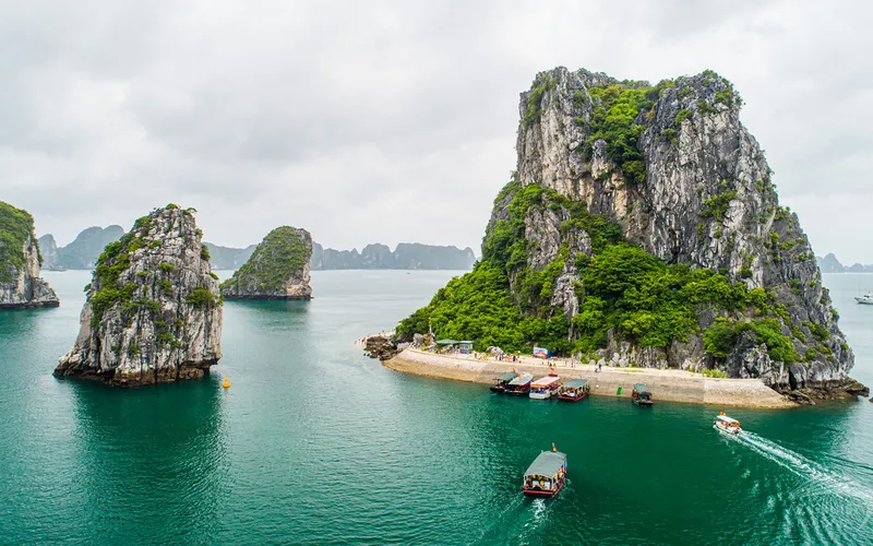 A Glimpse of Vietnam 9 Days