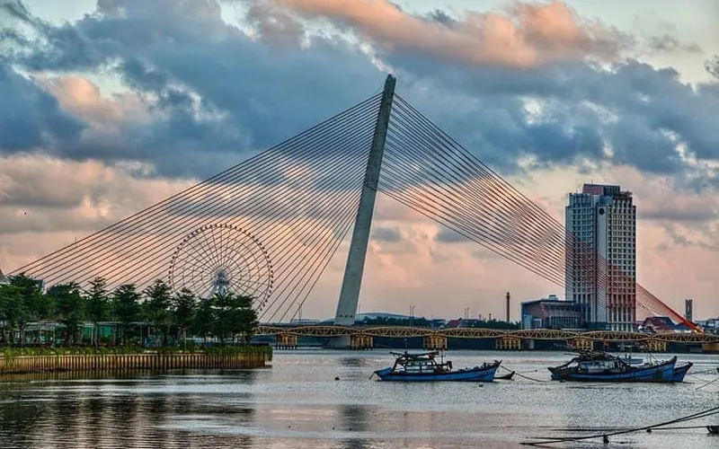 Tran Thi Ly Bridge: An iconic landmark in Da Nang you should not miss