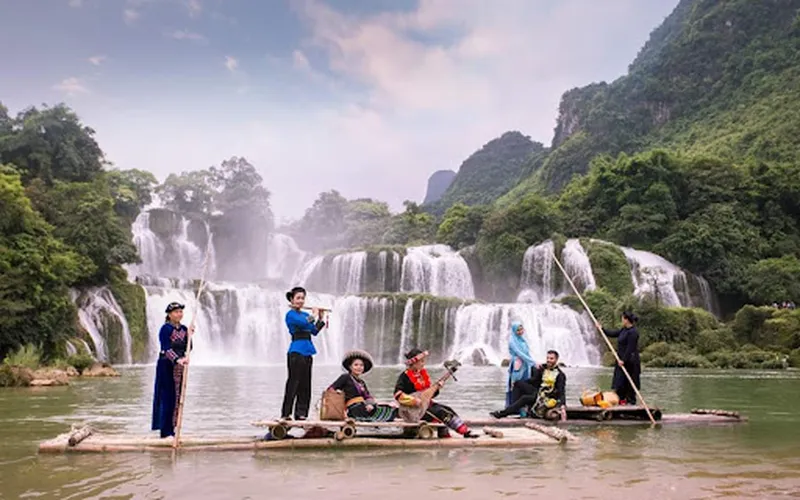 ADVENTURE TOUR TO BAN GIOC WATERFALL - BA BE LAKE  3 DAYS 2 NIGHTS