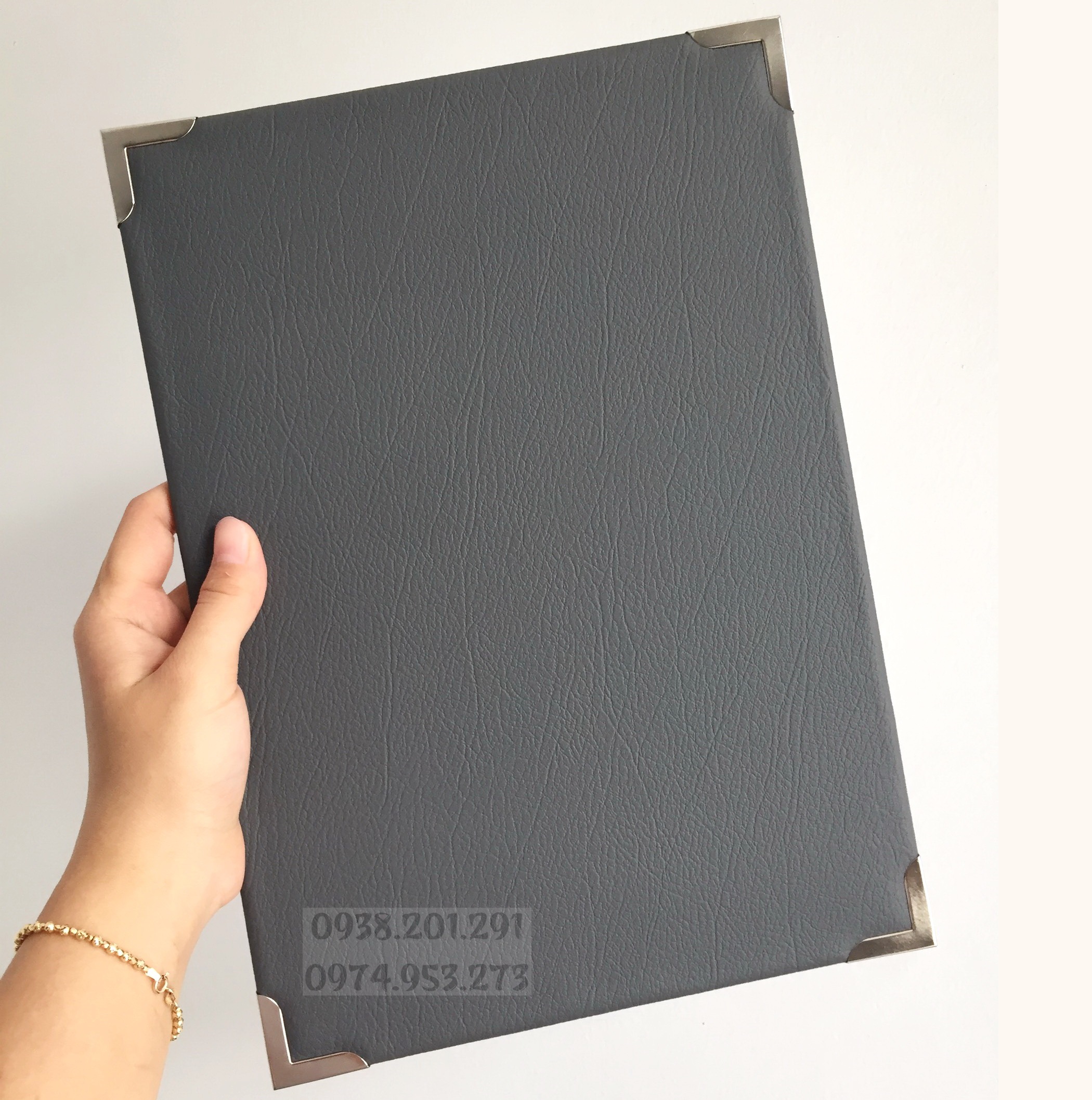 Bìa kẹp bằng khen chứng chỉ đào tạo tập huấn đẹp giá rẻ sang trọng lấy ngay Bìa kẹp bằng khen chứng chỉ đào tạo tập huấn đẹp giá rẻ sang trọng lấy ngay