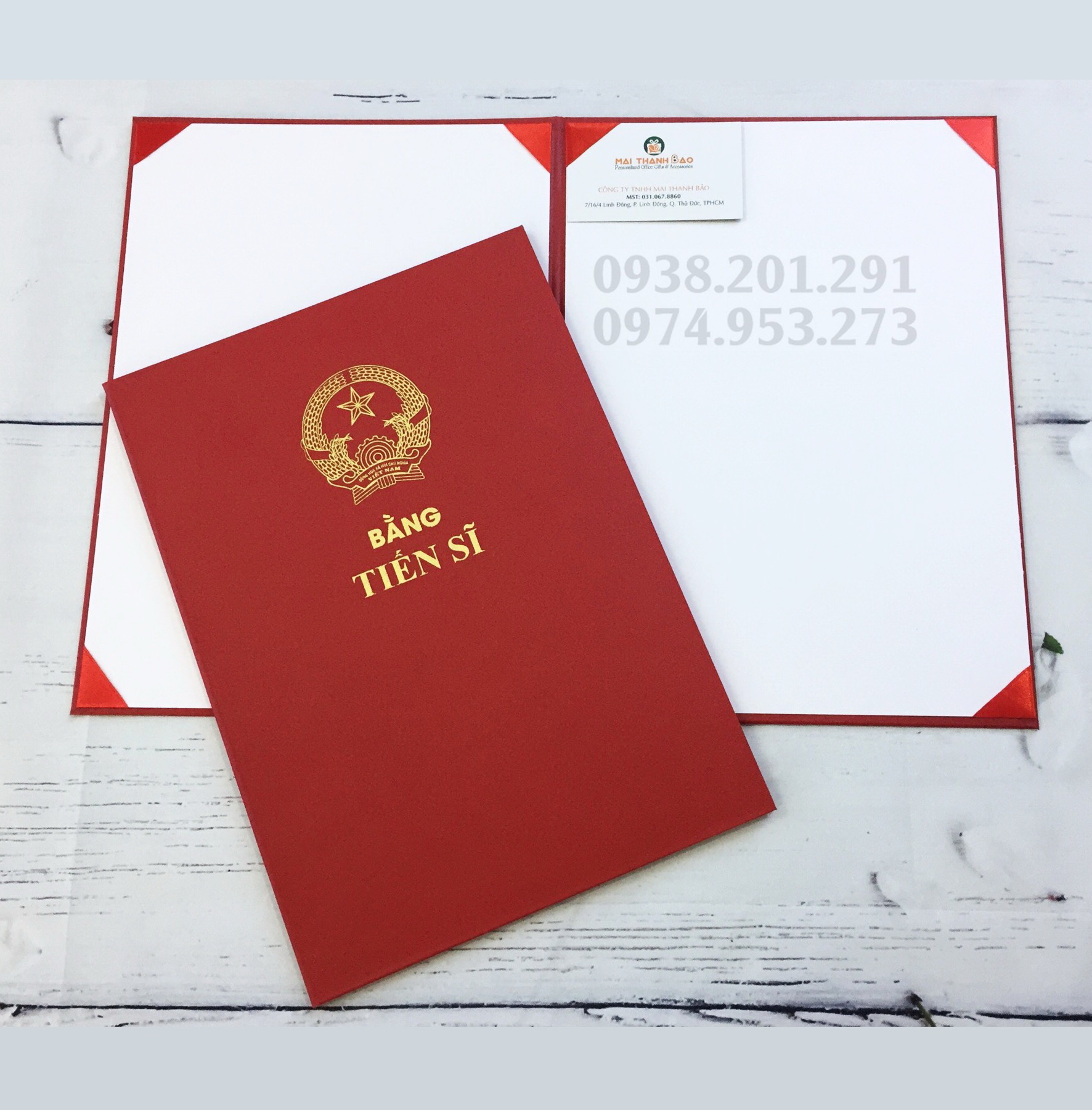 Xưởng sản xuất đặt bìa đựng bằng tốt nghiệp đại học cao đẳng giá rẻ Xưởng sản xuất đặt bìa đựng bằng tốt nghiệp đại học cao đẳng giá rẻ