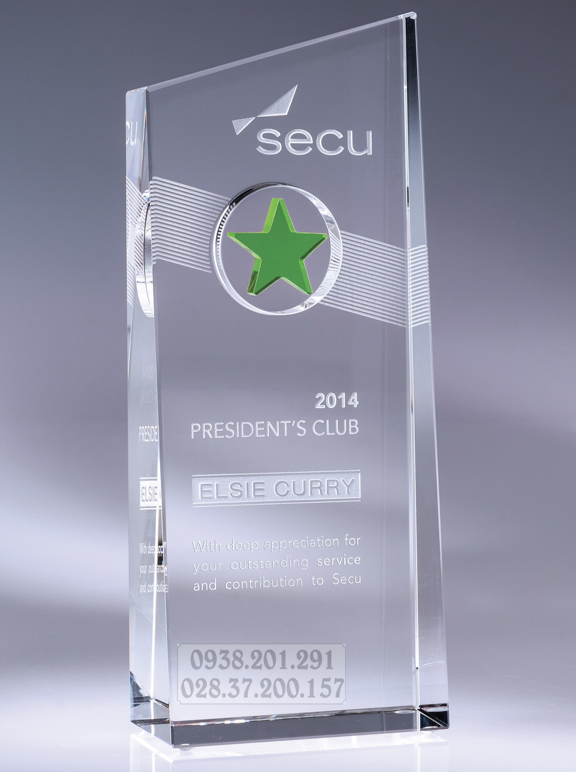 Kỷ niệm chương hình tấm bảng dạng vuông pha lê thủy tinh giá rẻ tphcm Kỷ niệm chương hình tấm bảng dạng vuông pha lê thủy tinh giá rẻ tphcm