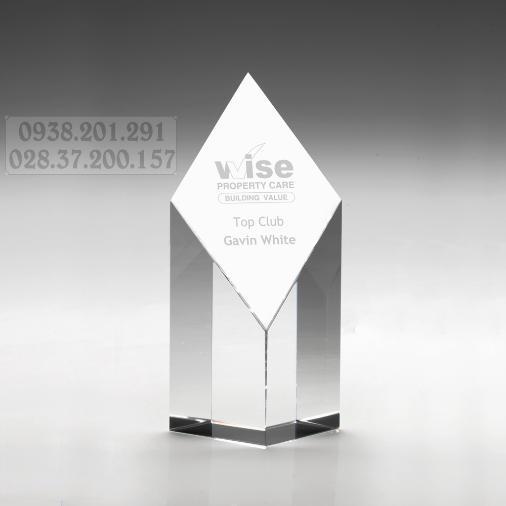 Kỷ niệm chương pha lê thủy tinh hình trụ đứng đẹp giá rẻ tphcm Kỷ niệm chương pha lê thủy tinh hình trụ đứng đẹp giá rẻ tphcm