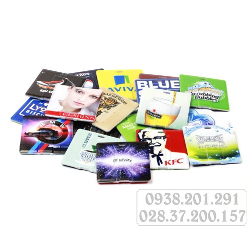 Đặt in usb thẻ hình vuông dạng thẻ nhựa card in hình ảnh làm quà tặng Đặt in usb thẻ hình vuông dạng thẻ nhựa card in hình ảnh làm quà tặng