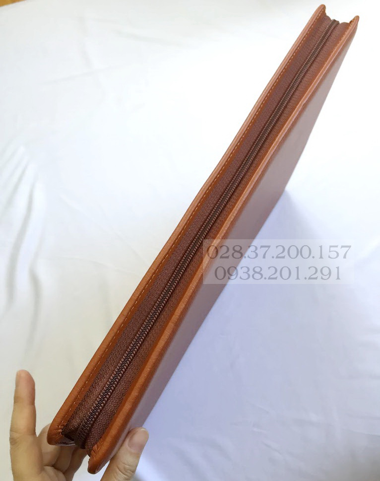 Bìa đựng hồ sơ kích thước A4, đựng hồ sơ tài liệu hợp đồng hội nghị ký kết sang trọng lịch sự Bìa đựng hồ sơ kích thước A4, đựng hồ sơ tài liệu hợp đồng hội nghị ký kết sang trọng lịch sự