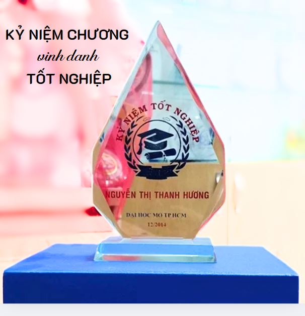 Kỷ niệm chương vinh danh tốt nghiệp Kỷ niệm chương vinh danh tốt nghiệp