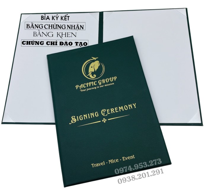 Mẫu bìa ký kết đẹp màu đỏ in logo lấy gấp Mẫu bìa ký kết đẹp màu đỏ in logo lấy gấp