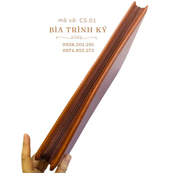 Bìa hồ sơ A4 dây kéo màu nâu bò mã CS.01