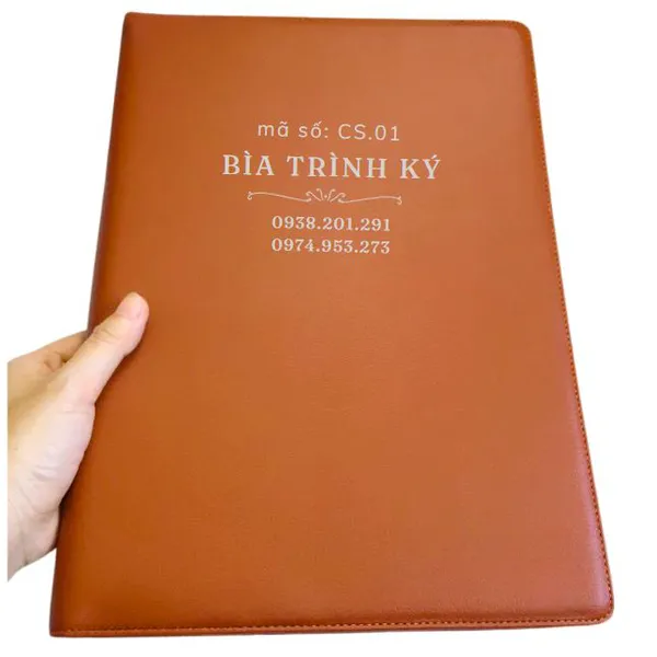 Bìa hồ sơ A4 dây kéo màu nâu bò mã CS.01