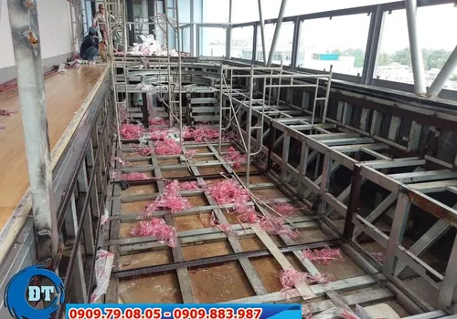 MR. QUÝ - BÌNH TÂN - TPHCM - XÂY DỰNG HỒ BƠI SÂN THƯỢNG