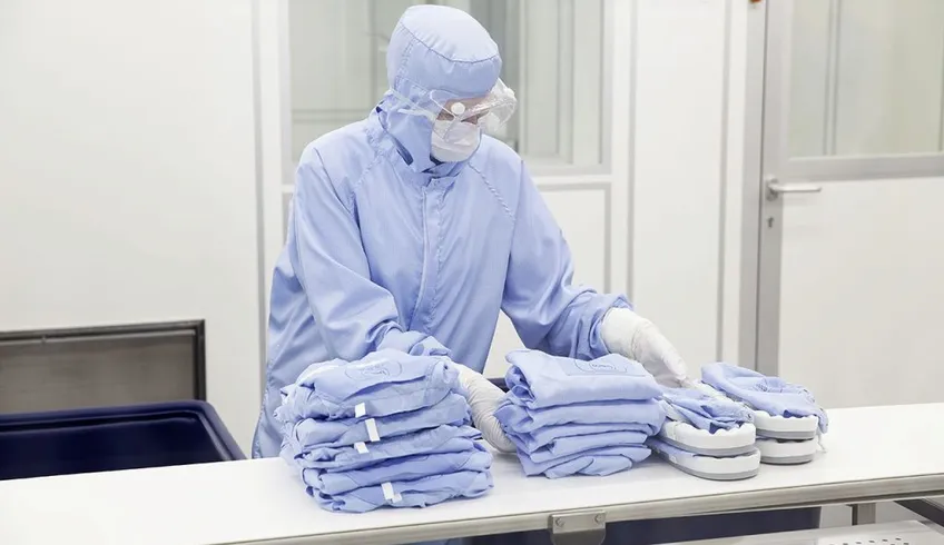 Quần áo bảo hộ phòng thí nghiệm phòng sạch