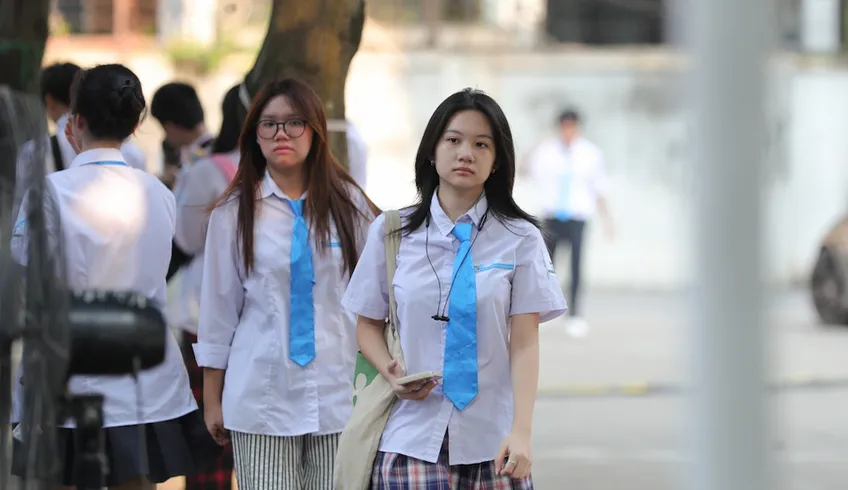 Đồng phục HSGS THPT chuyên khoa học tự nhiên