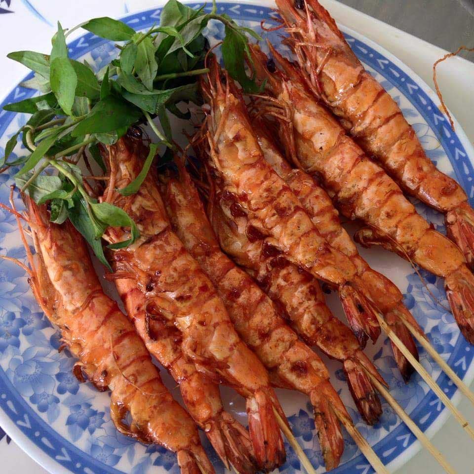 Tôm nướng muối ớt là món vừa ngon vừa dễ làm Tôm nướng muối ớt là món vừa ngon vừa dễ làm