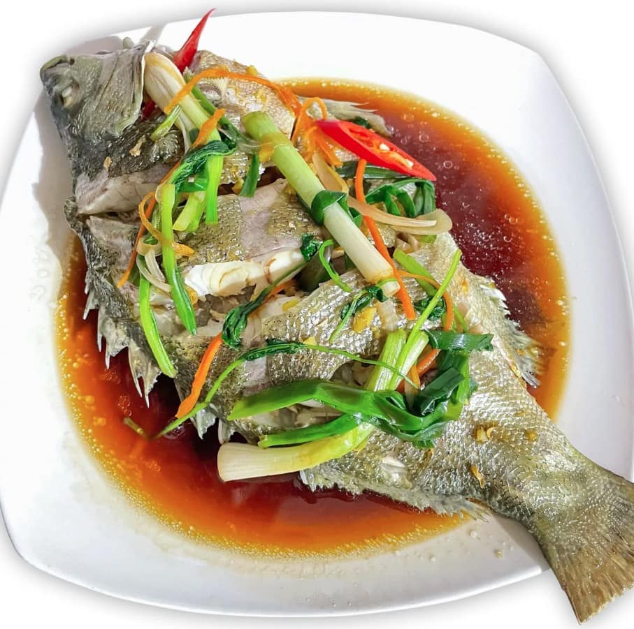 Cá hú hấp nước tương ngon từ thịt ngọt từ xương Cá hú hấp nước tương ngon từ thịt ngọt từ xương