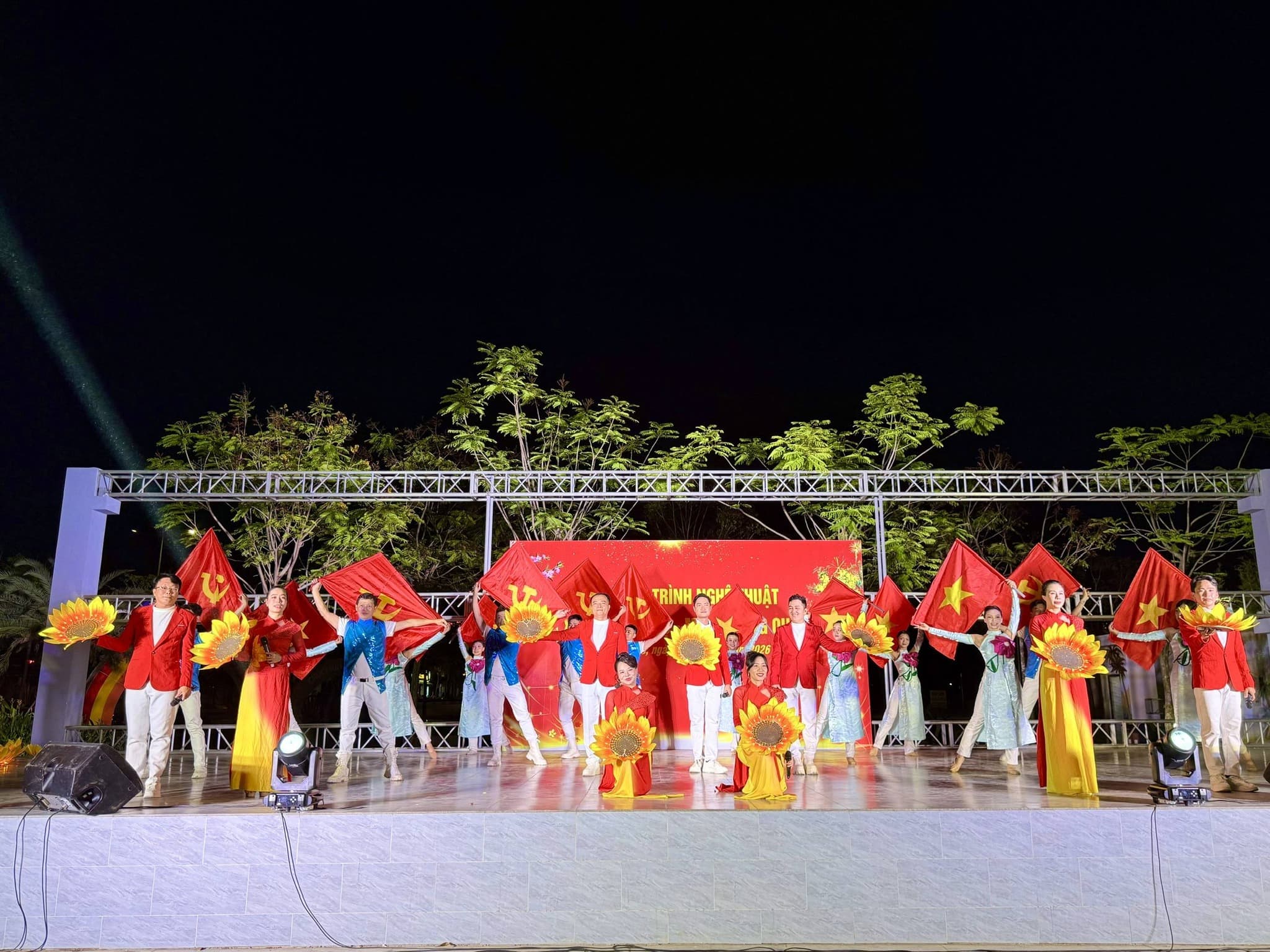 đêm nghệ thuật khép lại chuỗi hoạt động mừng đảng mừng xuân 2026_1 đêm nghệ thuật khép lại chuỗi hoạt động mừng đảng mừng xuân 2026_1
