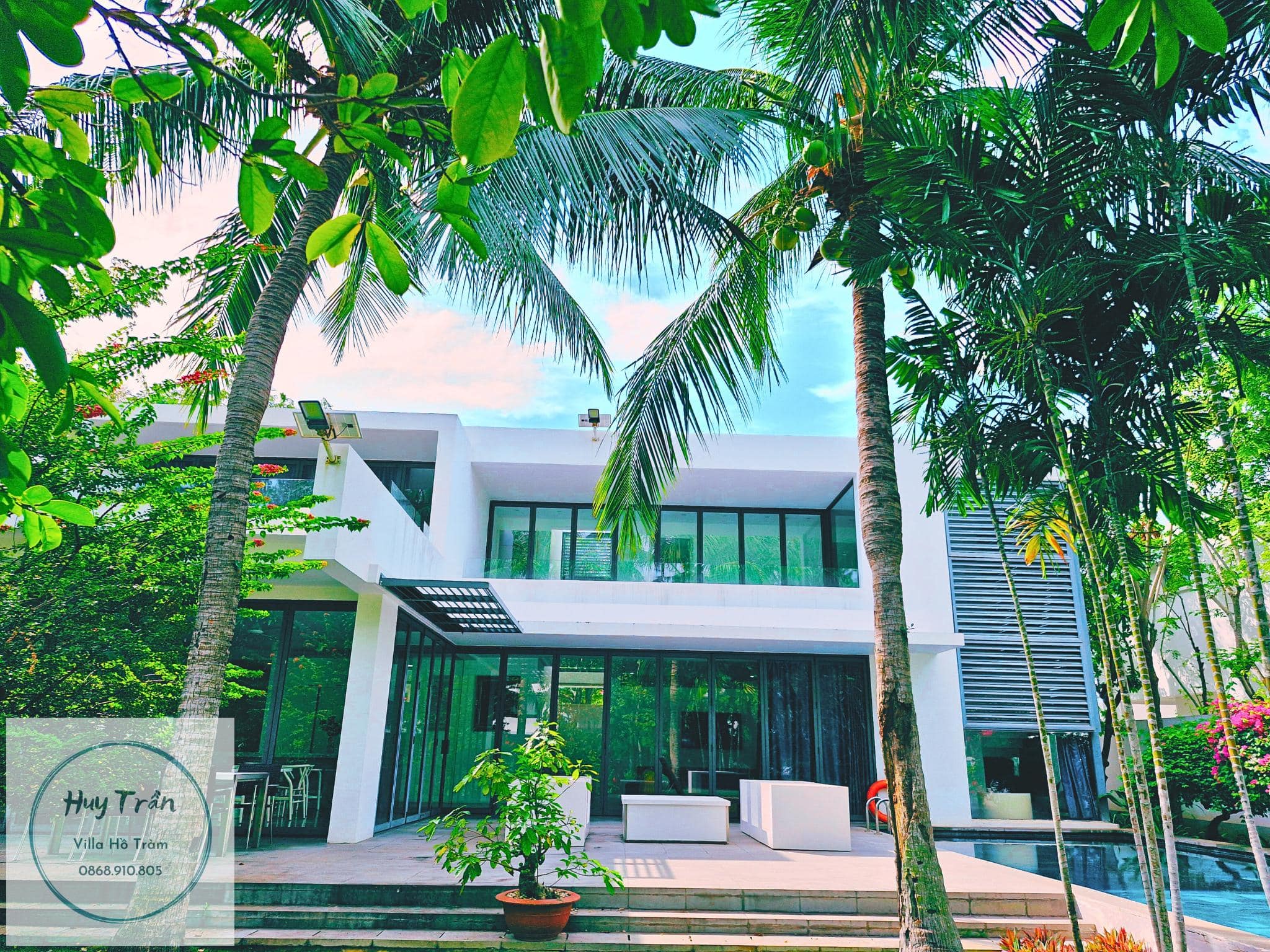 Một villa 5 phòng ngủ trong khu Sanctuary Hồ Tràm Một villa 5 phòng ngủ trong khu Sanctuary Hồ Tràm