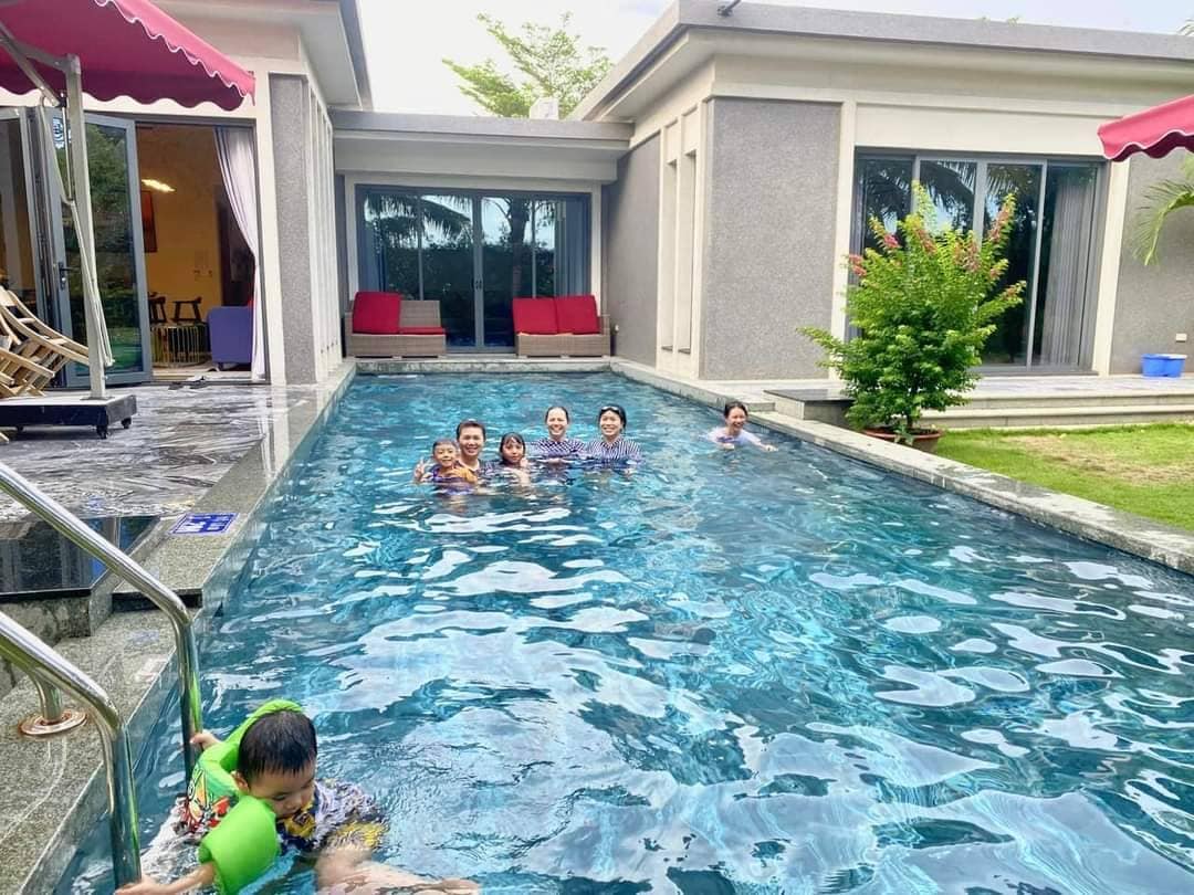 Tất cả villa bên Coastar resort đều có hồ bơi riêng Tất cả villa bên Coastar resort đều có hồ bơi riêng