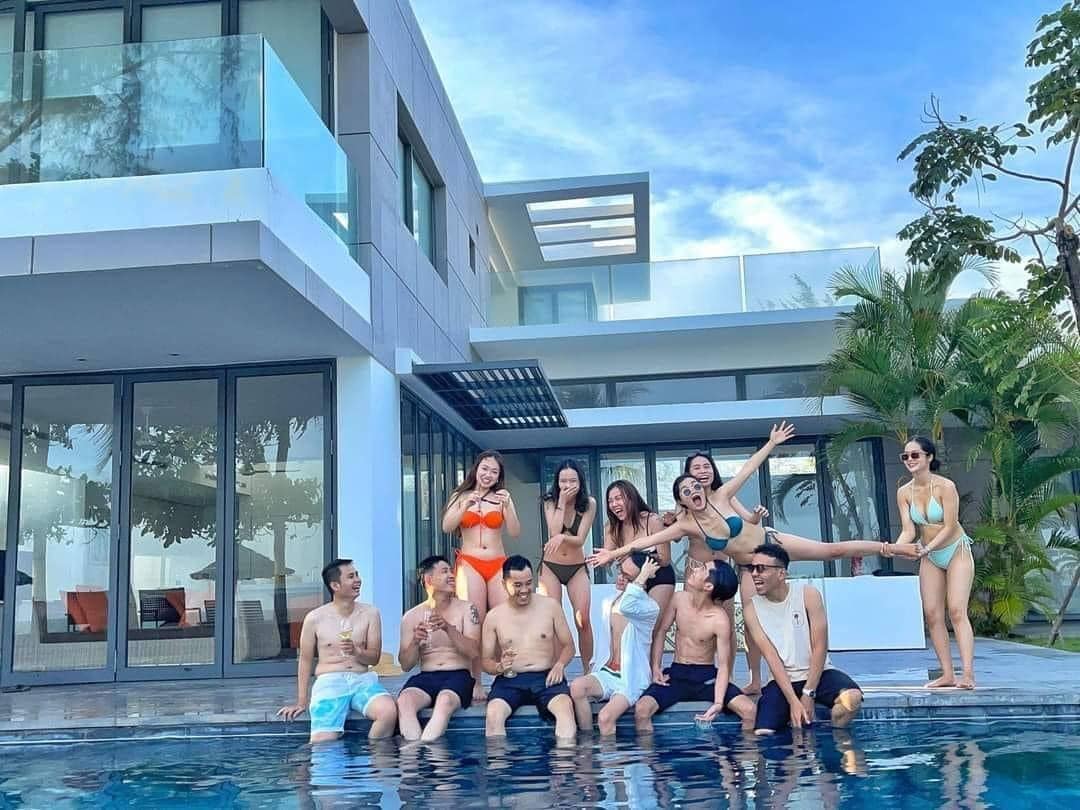 Khu Sanctuary Hồ Tràm rất thích hợp cho các nhóm bạn bè đến lưu trú Khu Sanctuary Hồ Tràm rất thích hợp cho các nhóm bạn bè đến lưu trú