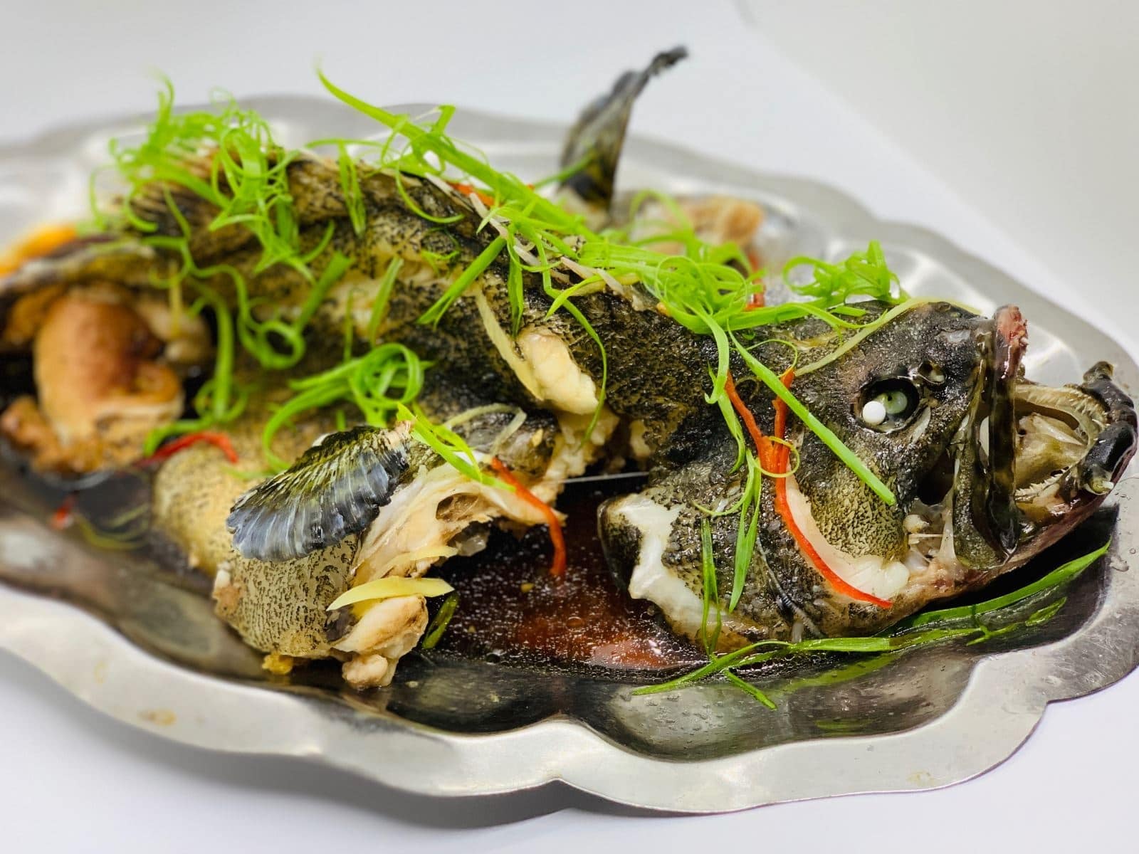 Cá bống mú hấp xì dầu Cá bống mú hấp xì dầu